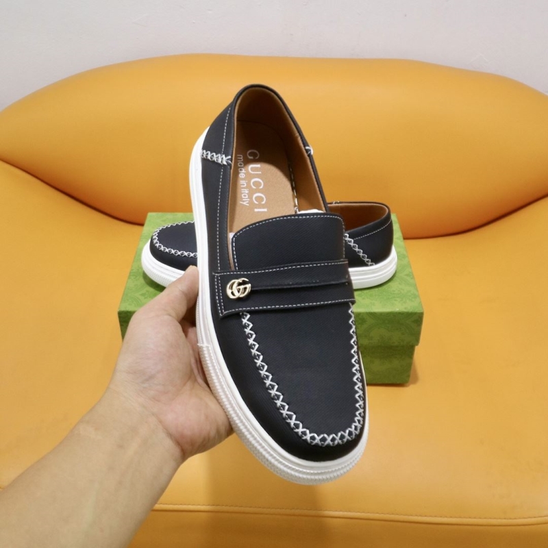 G*u*i leather shoes